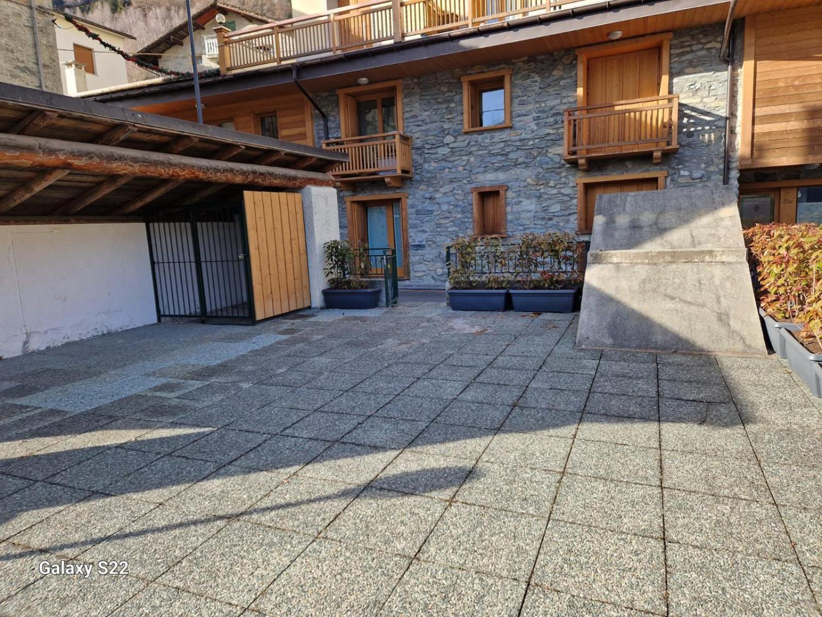 Ferienwohnung Grazioso Trilocale Con Ampia Terrazza Chiesa in Valmalenco Exterior foto